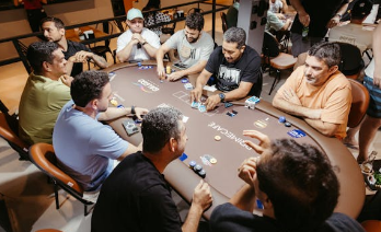 Panduan Lengkap Strategi Kejohanan Texas Hold’em (Edisi Berwibawa 2026)