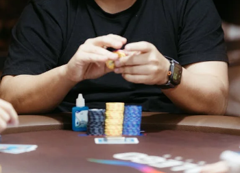 Bagaimana Melatih Texas Hold’em? Kaedah Komprehensif untuk Meningkatkan Kadar Kemenangan Secara Sistematik